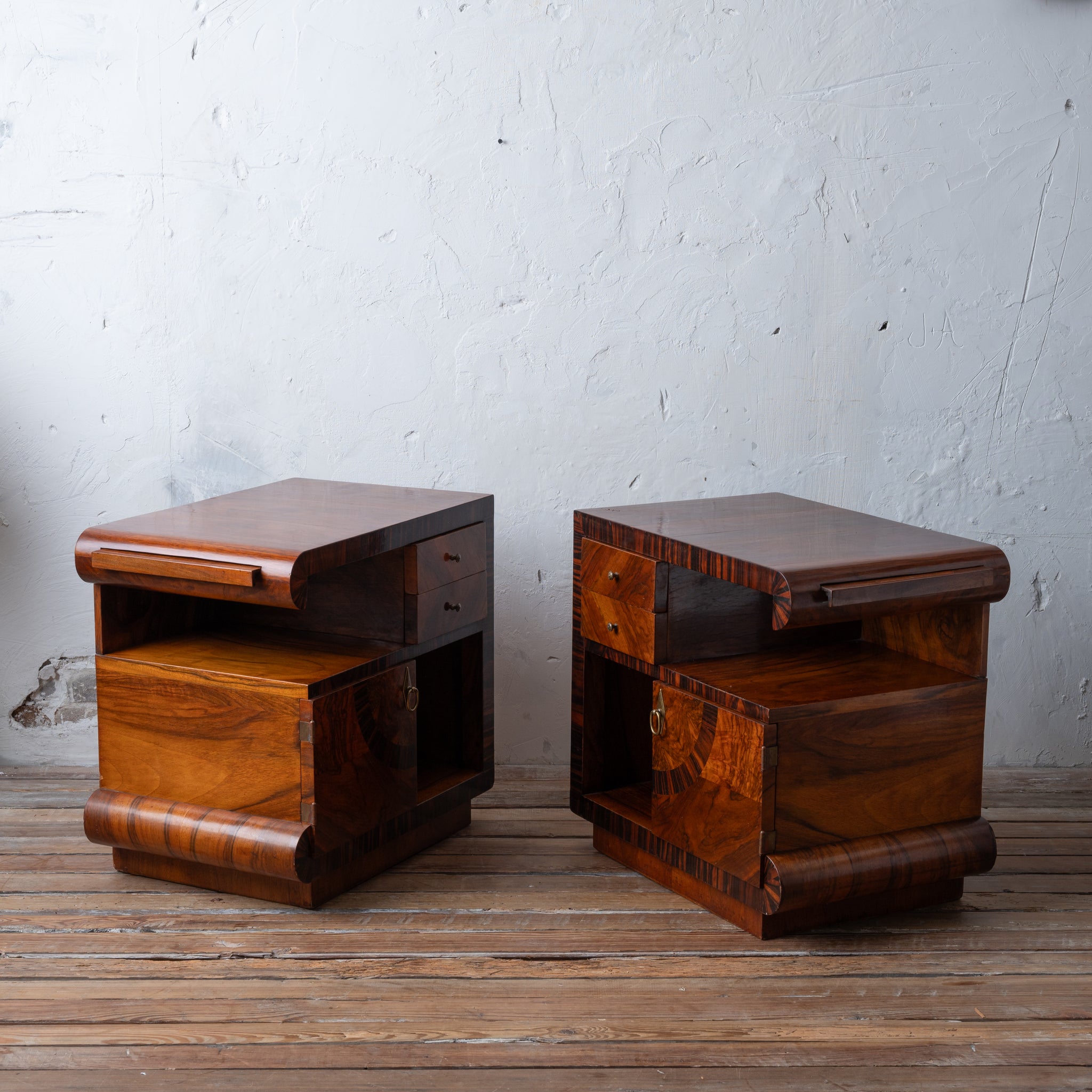 Italian Art Deco Walnut Night Stands, 1930s