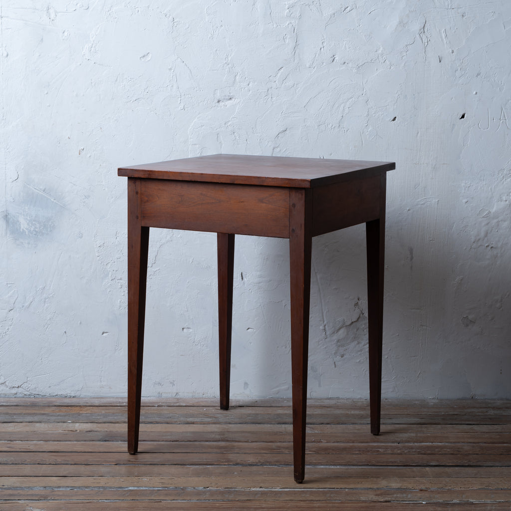 American Hepplewhite Cherry Stand, c. 1800