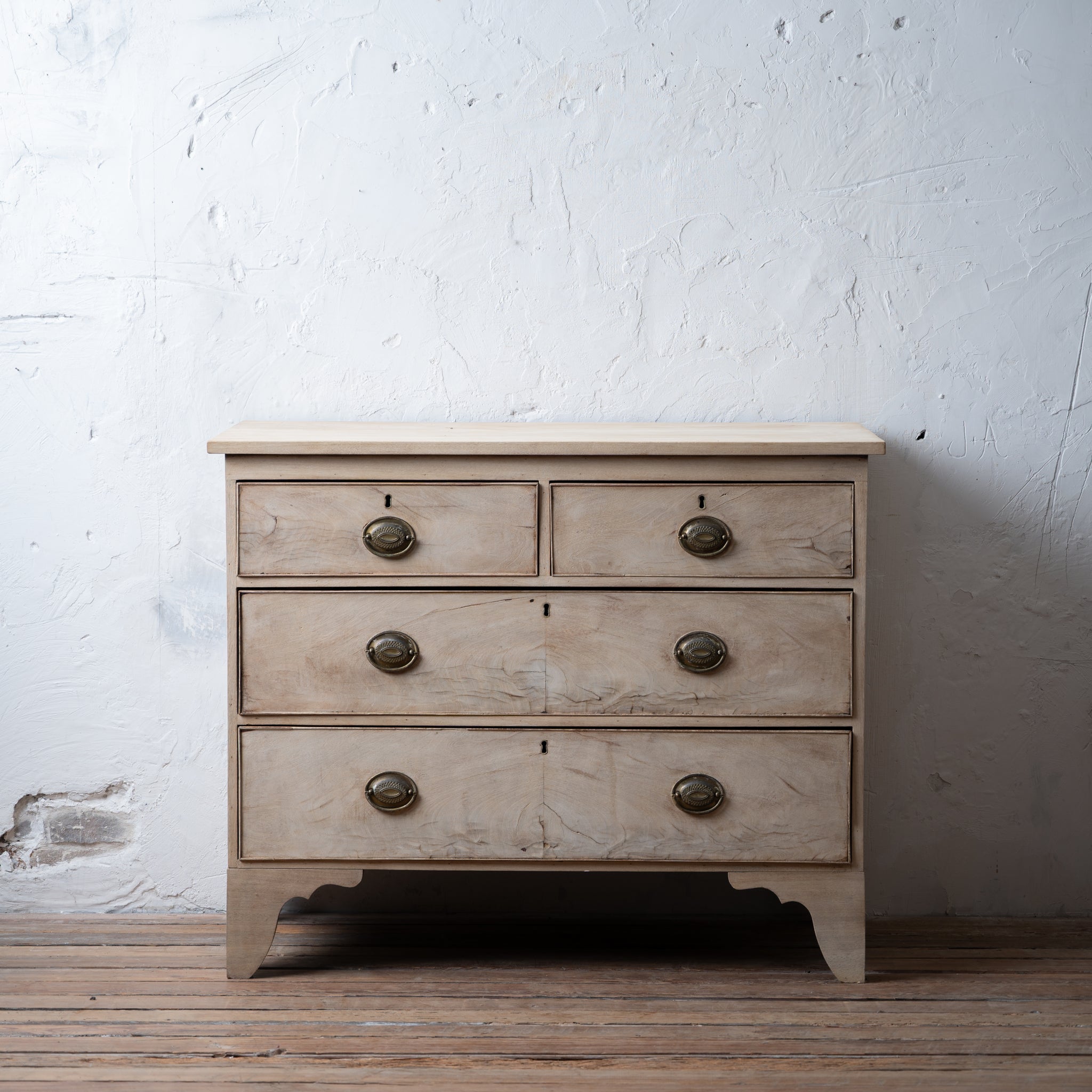 Georgian Mahogany Chest of Drawers, 18th Century