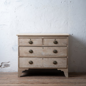 Georgian Mahogany Chest of Drawers, 18th Century
