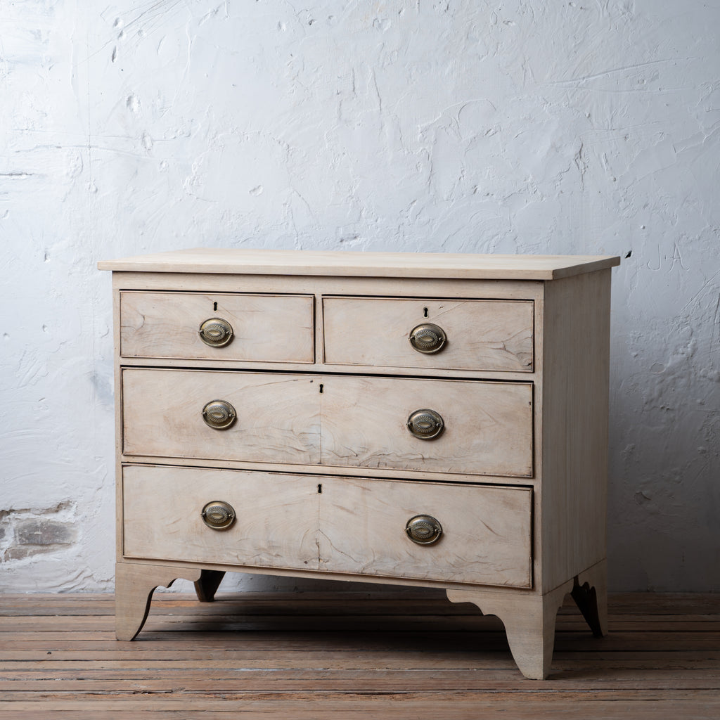 Georgian Mahogany Chest of Drawers, 18th Century