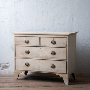 Georgian Mahogany Chest of Drawers, 18th Century