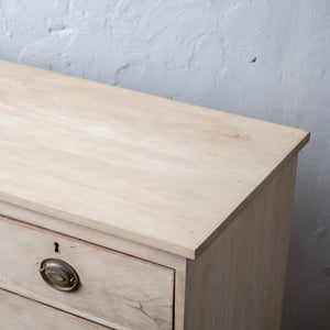 Georgian Mahogany Chest of Drawers, 18th Century