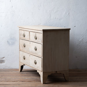 Georgian Mahogany Chest of Drawers, 18th Century
