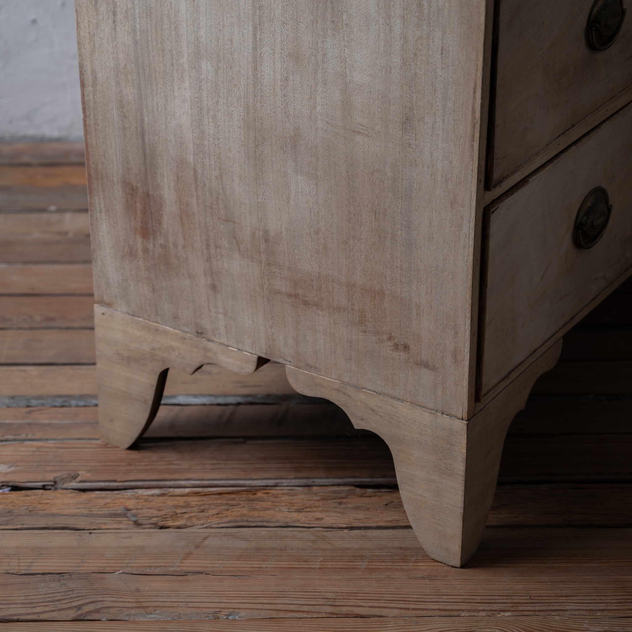 Georgian Mahogany Chest of Drawers, 18th Century