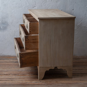 Georgian Mahogany Chest of Drawers, 18th Century