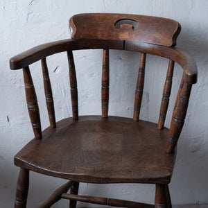 Windsor Captain’s Chairs, 19th Century - A Pair
