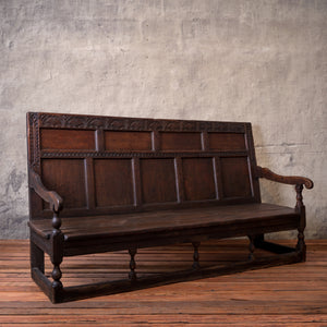 Oak Settle, 17th Century