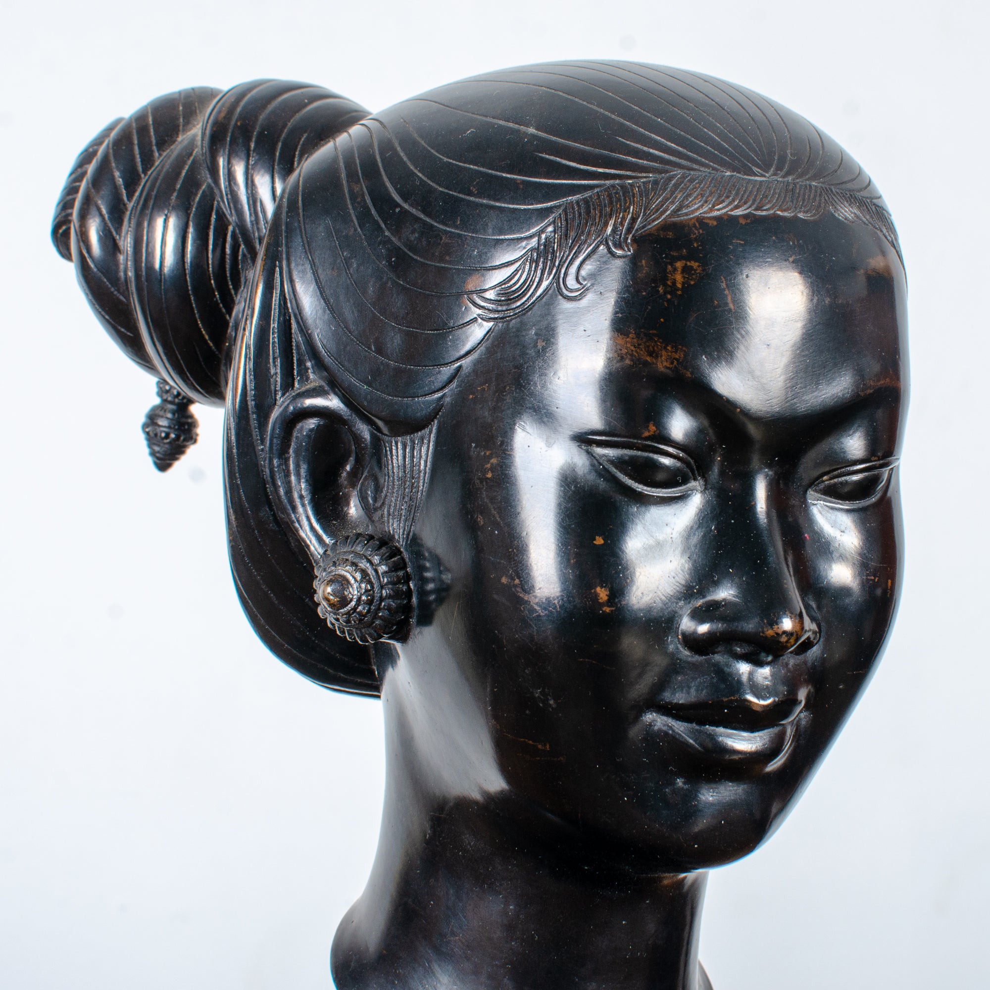 Nguyen Thanh Le - Vietnamese Woman in Bronze c.1950