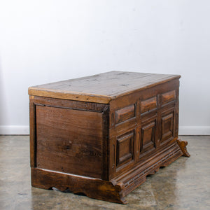 Provincial Spanish Oak Paneled Coffer, c.17th Century