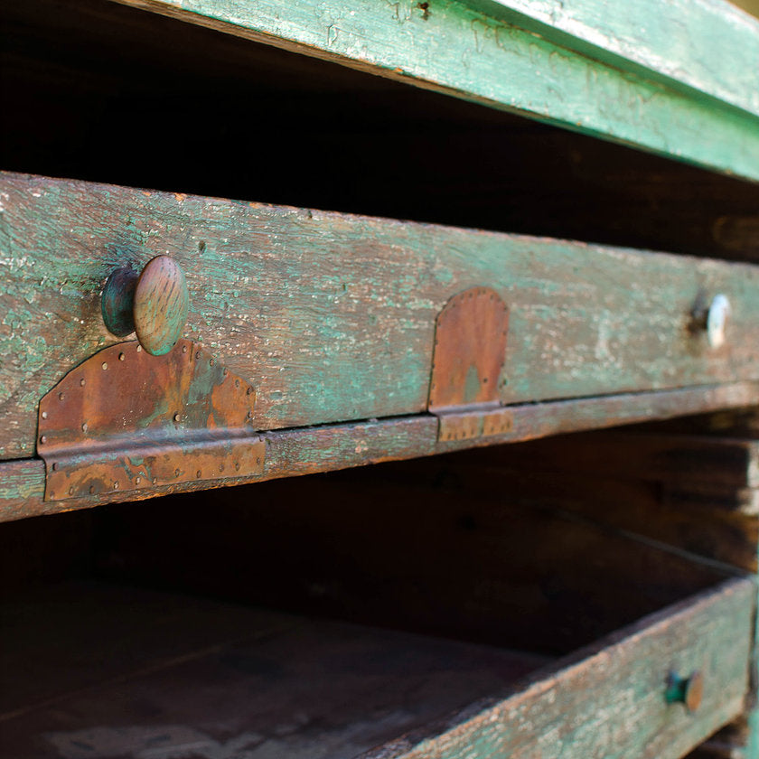 Early American Primitive Chest of Drawers