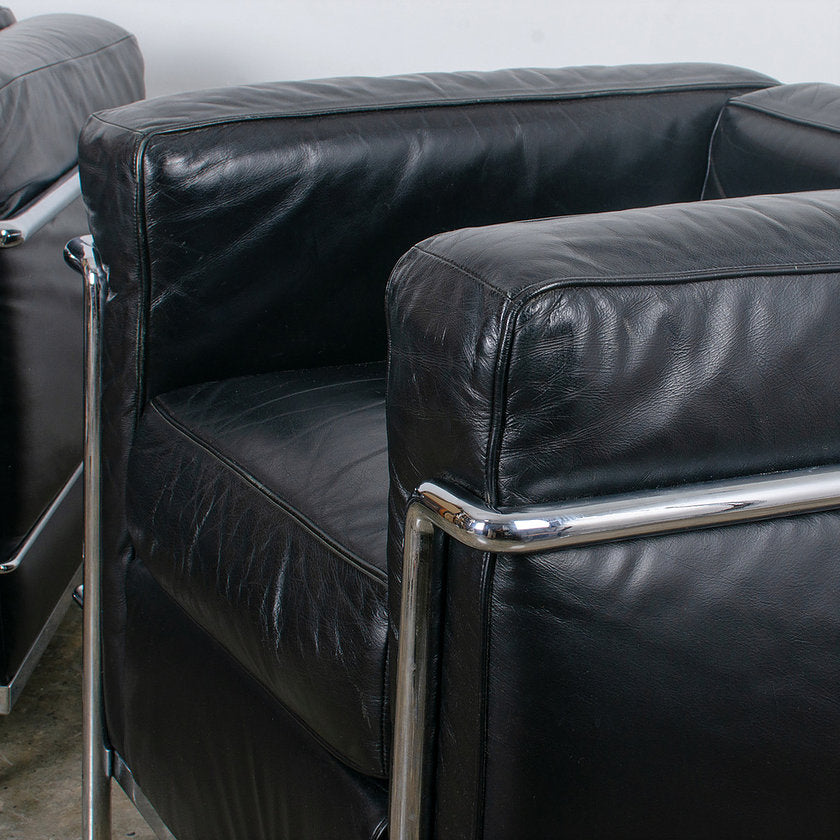 Cassina Le Corbusier LC2 Petit Modele Club Chairs - A Pair