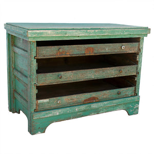 Early American Primitive Chest of Drawers