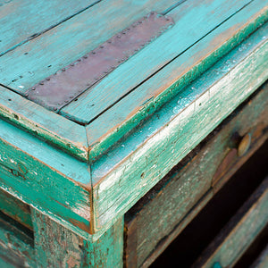 Early American Primitive Chest of Drawers