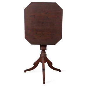 Virginia Walnut Candlestand, c.1820