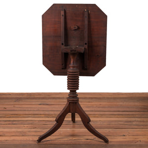 Virginia Walnut Candlestand, c.1820