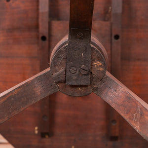 Virginia Walnut Candlestand, c.1820