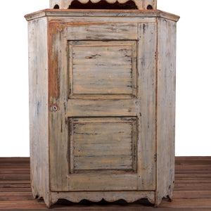 Swedish Baroque Corner Cupboard, c.18th Century