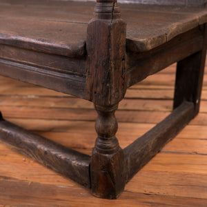 Oak Settle, 17th Century