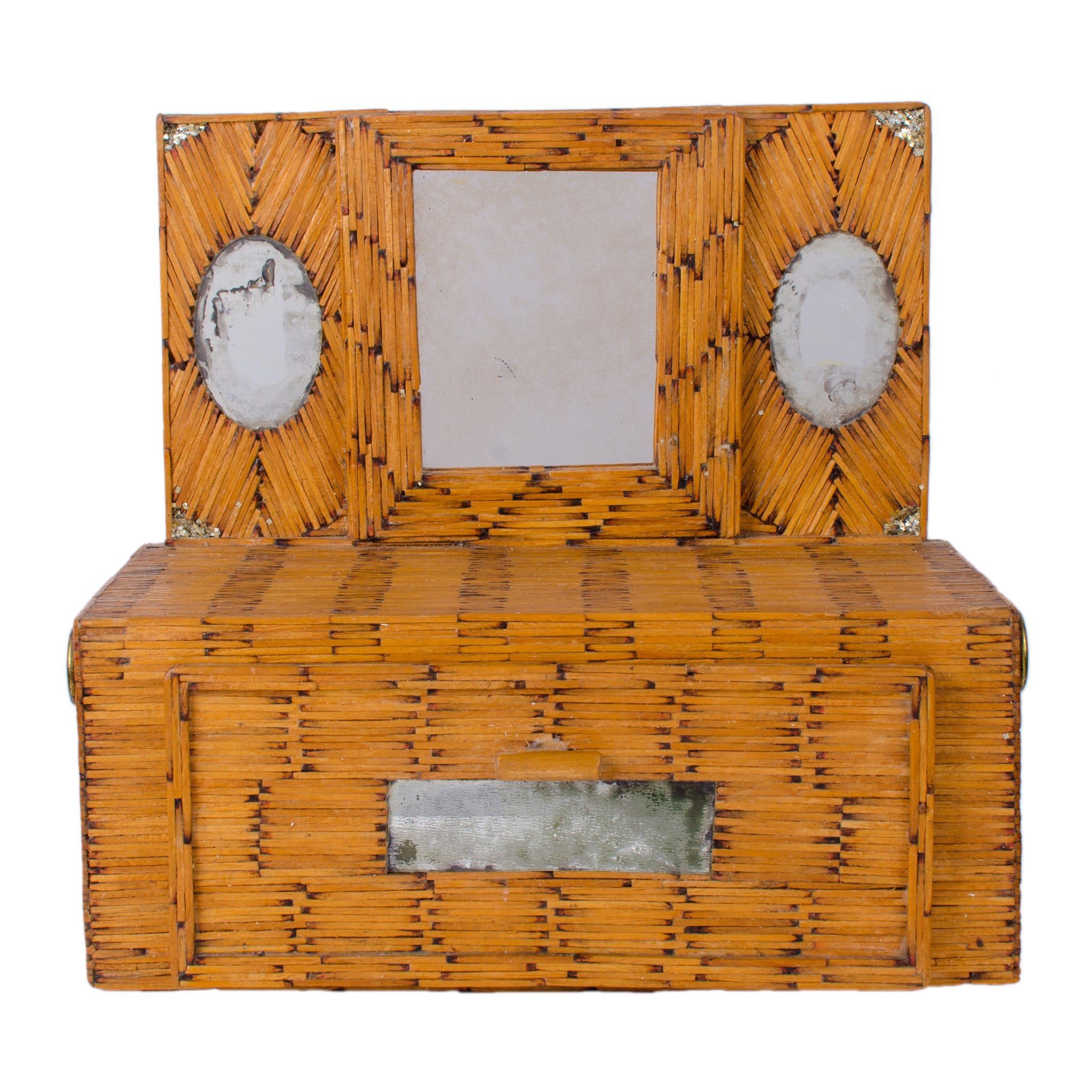 Prison / Tramp Art Matchstick Dresser Box